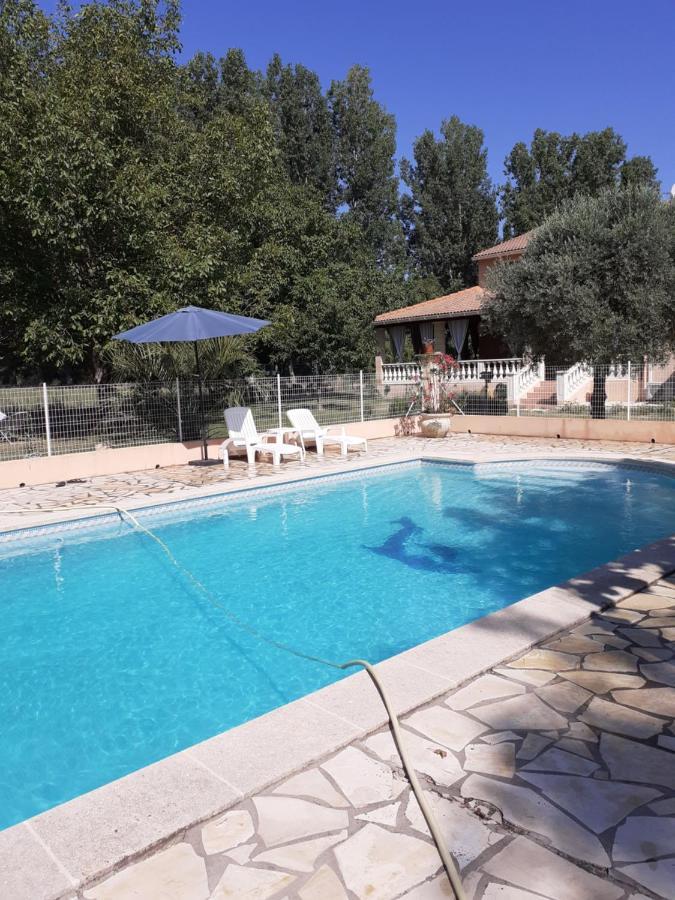 B&B Gite D'Ayran Saint-Quentin-la-Poterie Esterno foto