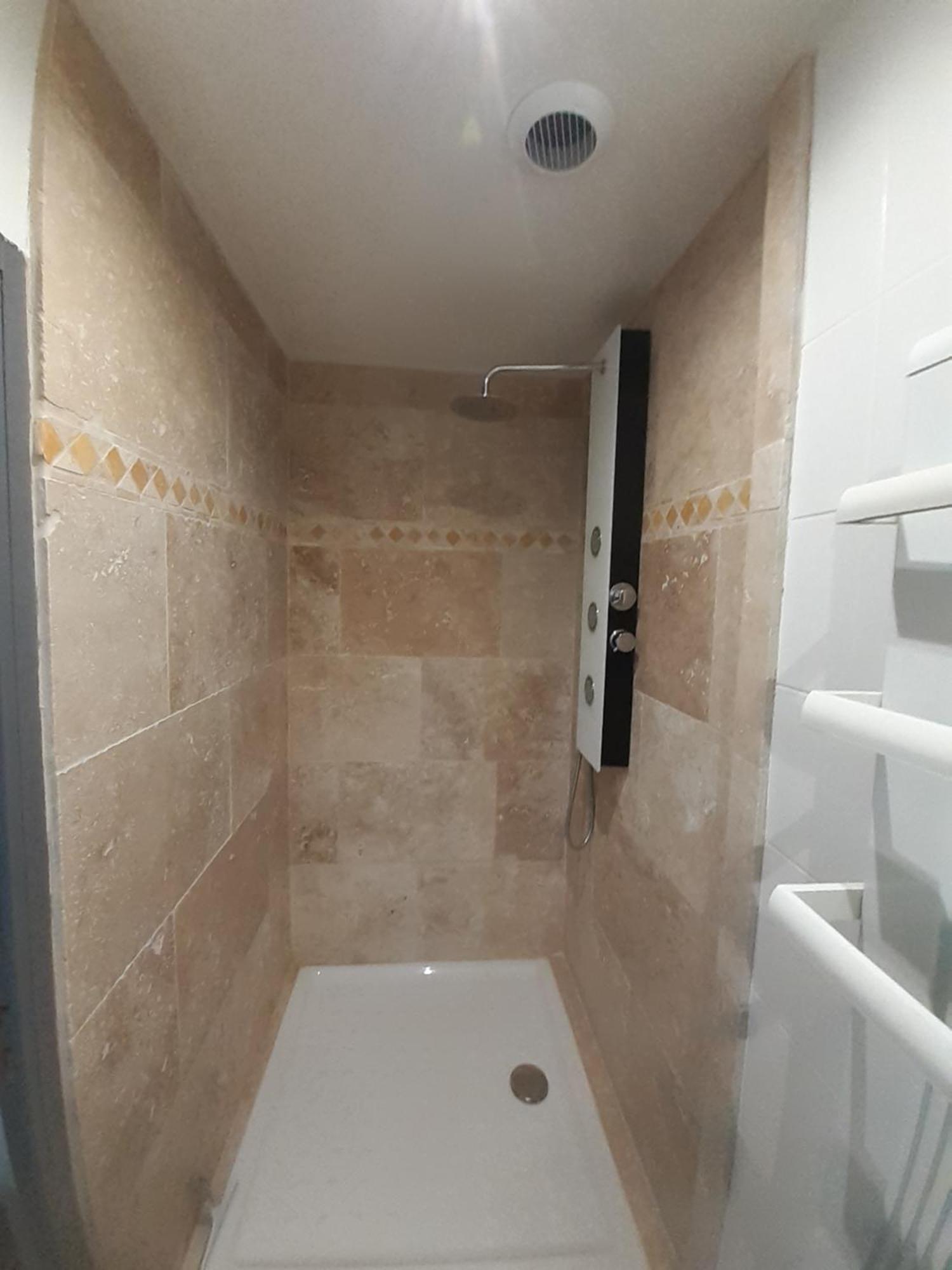 B&B Gite D'Ayran Saint-Quentin-la-Poterie Esterno foto